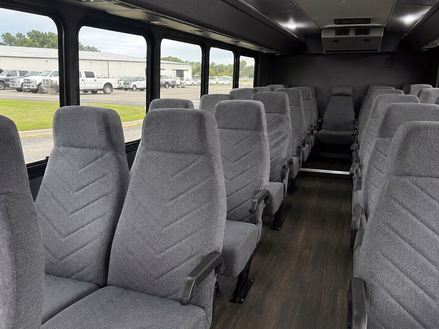 redding minibus rentals for group airport runs