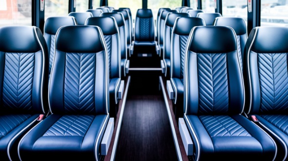 redding 25 passenger minibus rental